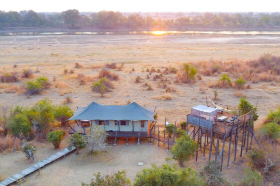 Deluxe Combination Sleep Out & Starbed Suite copy